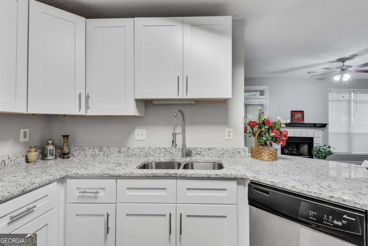 1001 Mcgill Park Avenue Atlanta - Photo 13