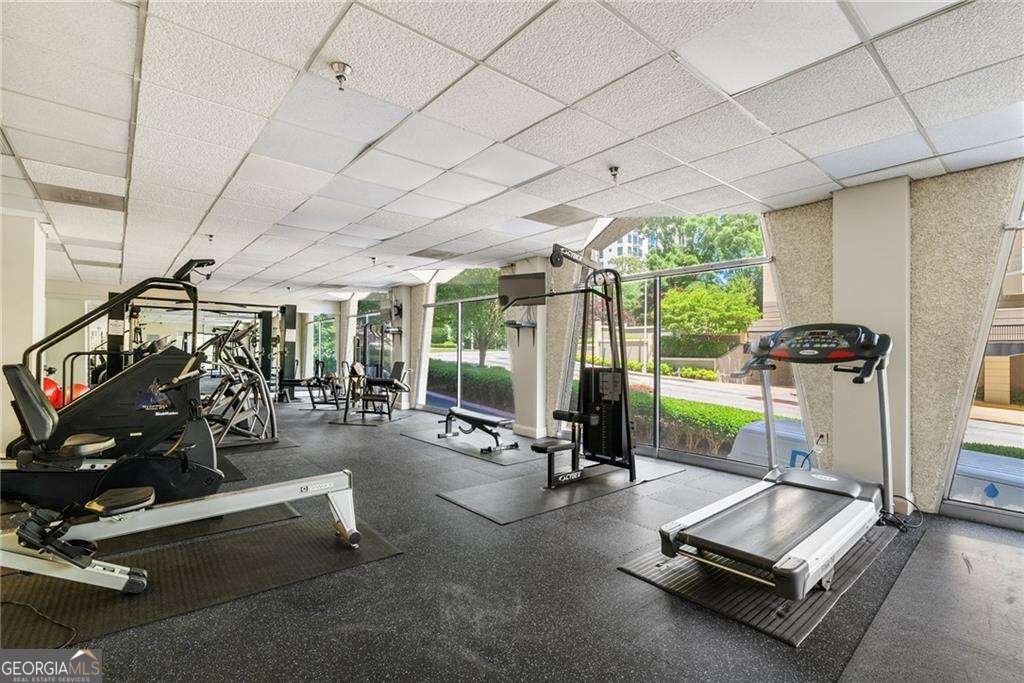 2479 Peachtree Road Atlanta - Photo 34