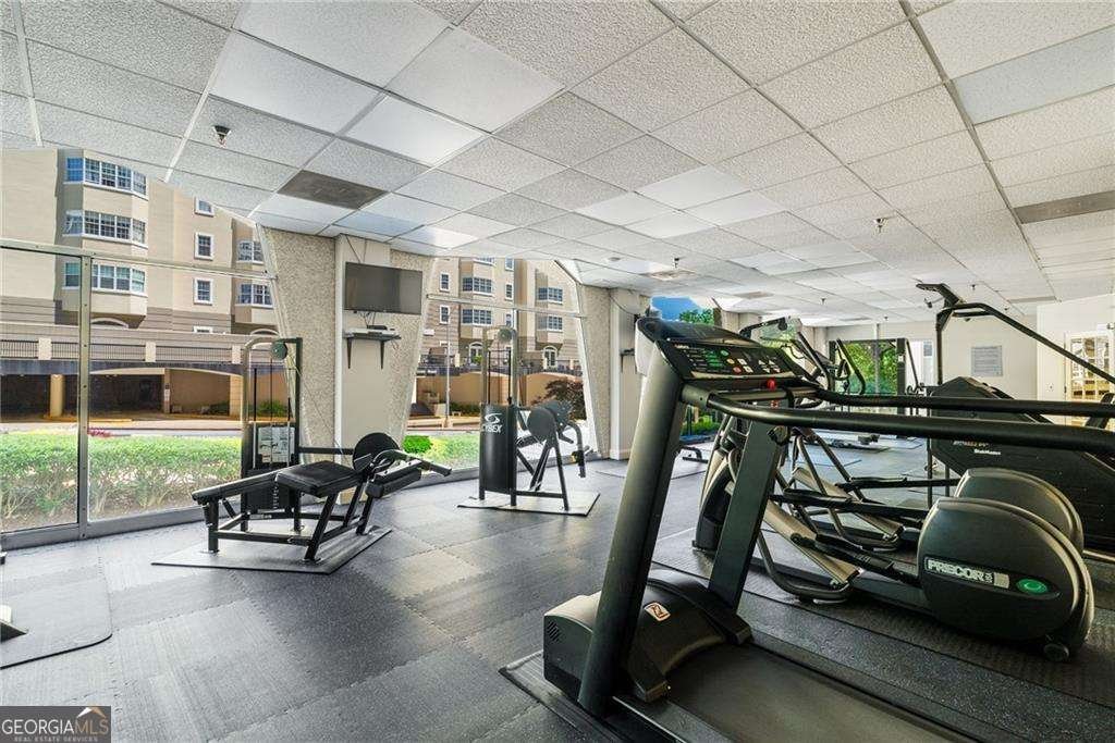 2479 Peachtree Road Atlanta - Photo 36