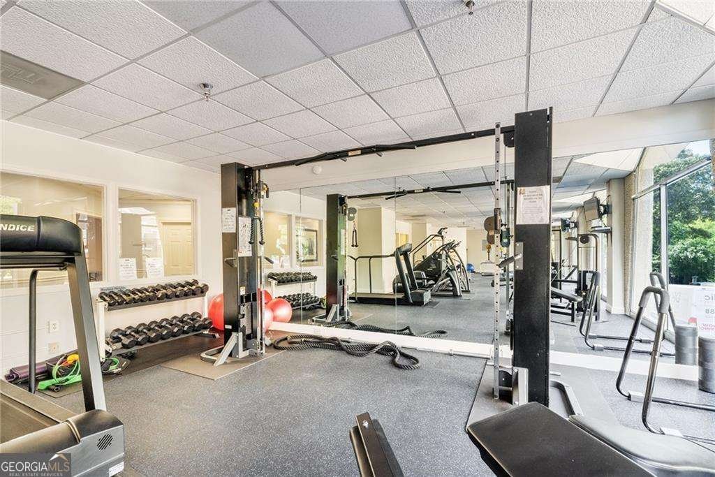 2479 Peachtree Road Atlanta - Photo 37