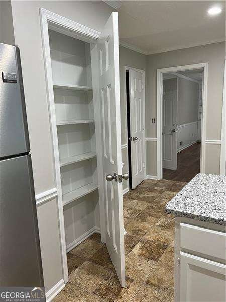 4500 WOODLAWN LAKE Drive Marietta - Photo 9