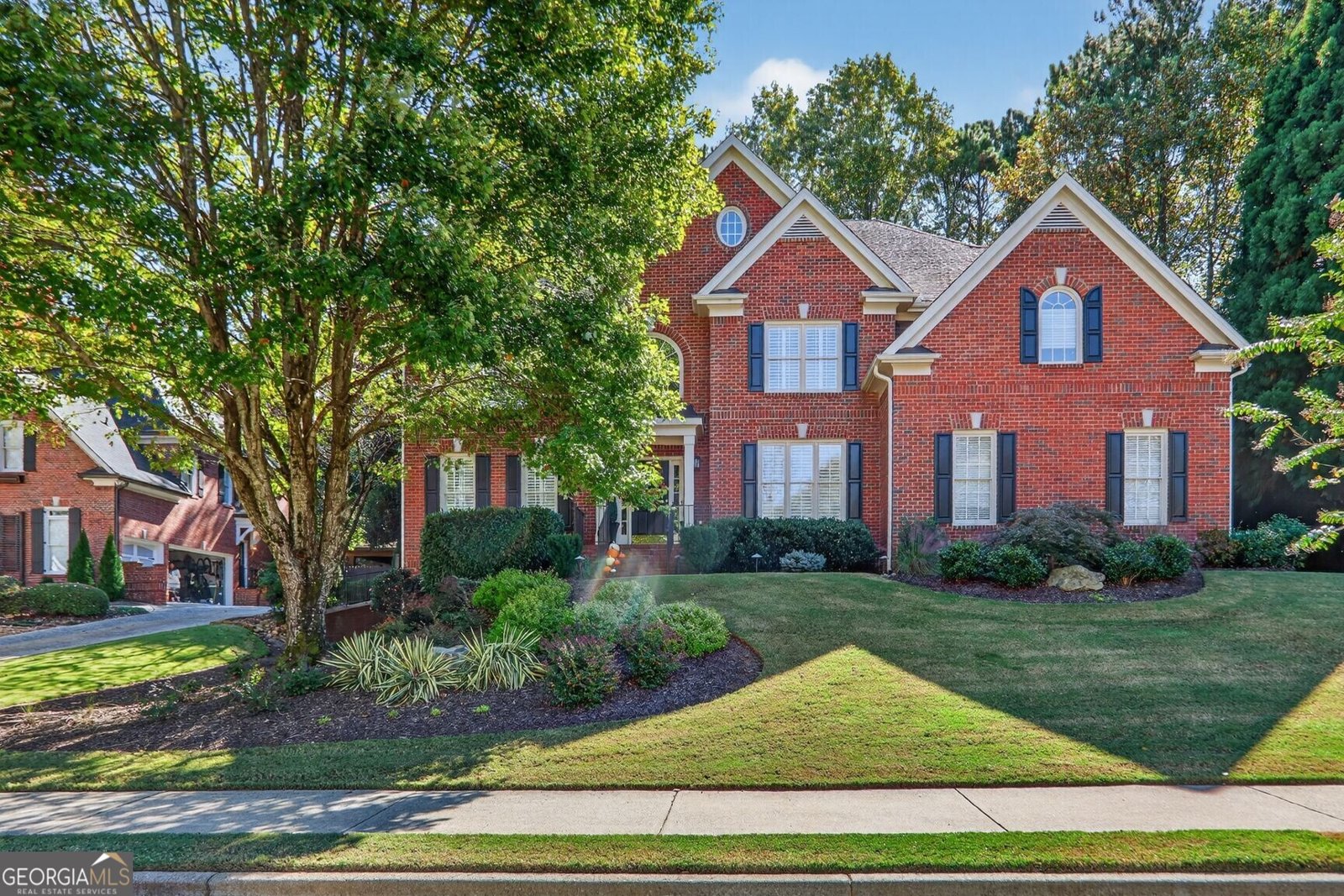 215 Radlett Lane Alpharetta - Photo 1