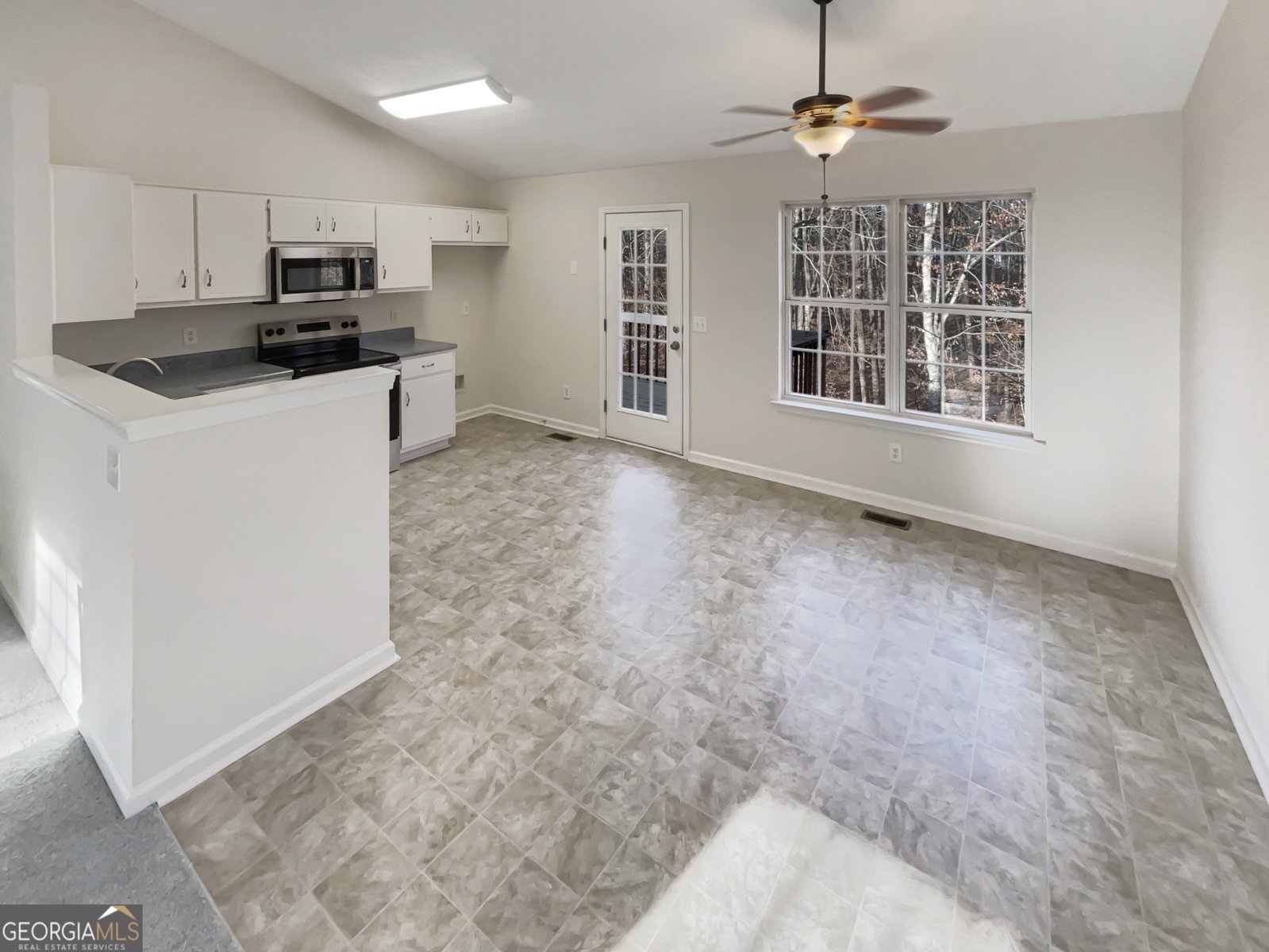 6739 Spring Head Drive Flowery Branch - Photo 40