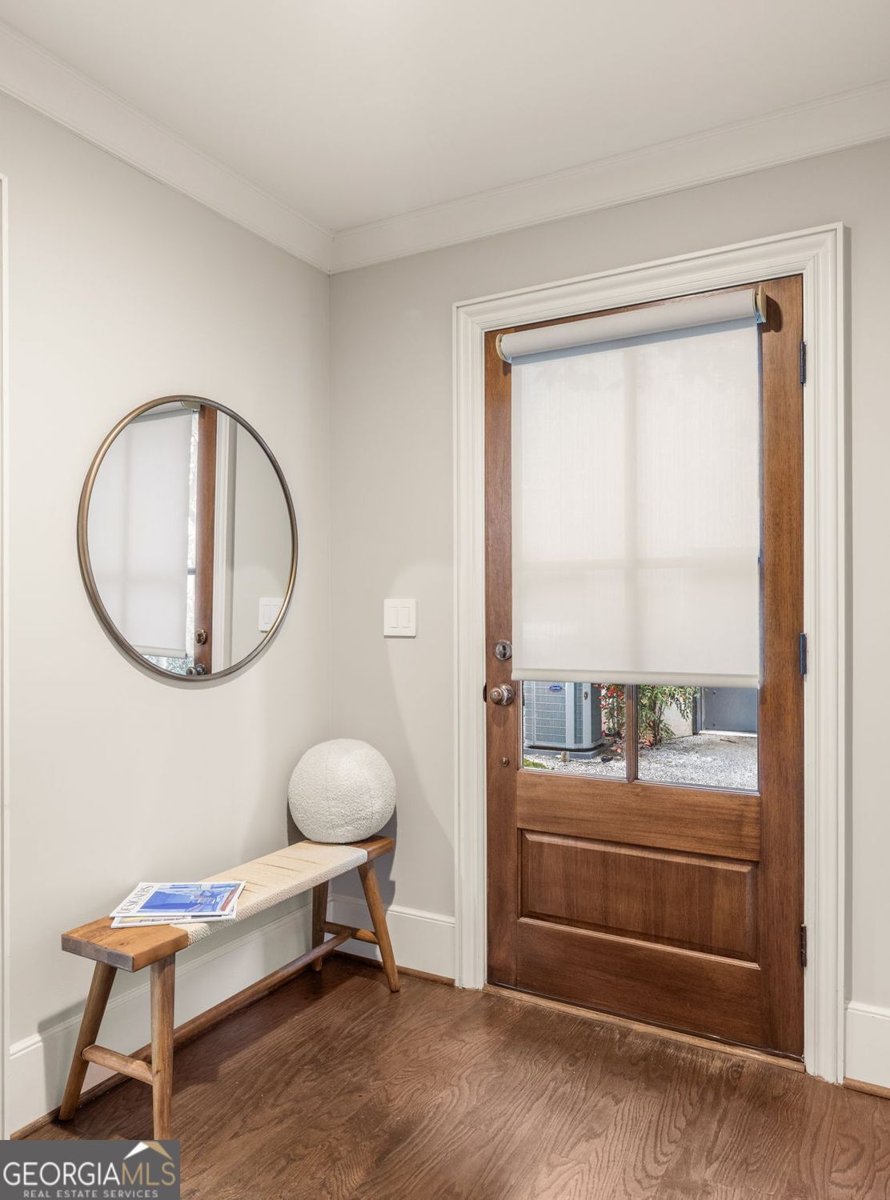 2060 Telfair Circle Atlanta - Photo 8