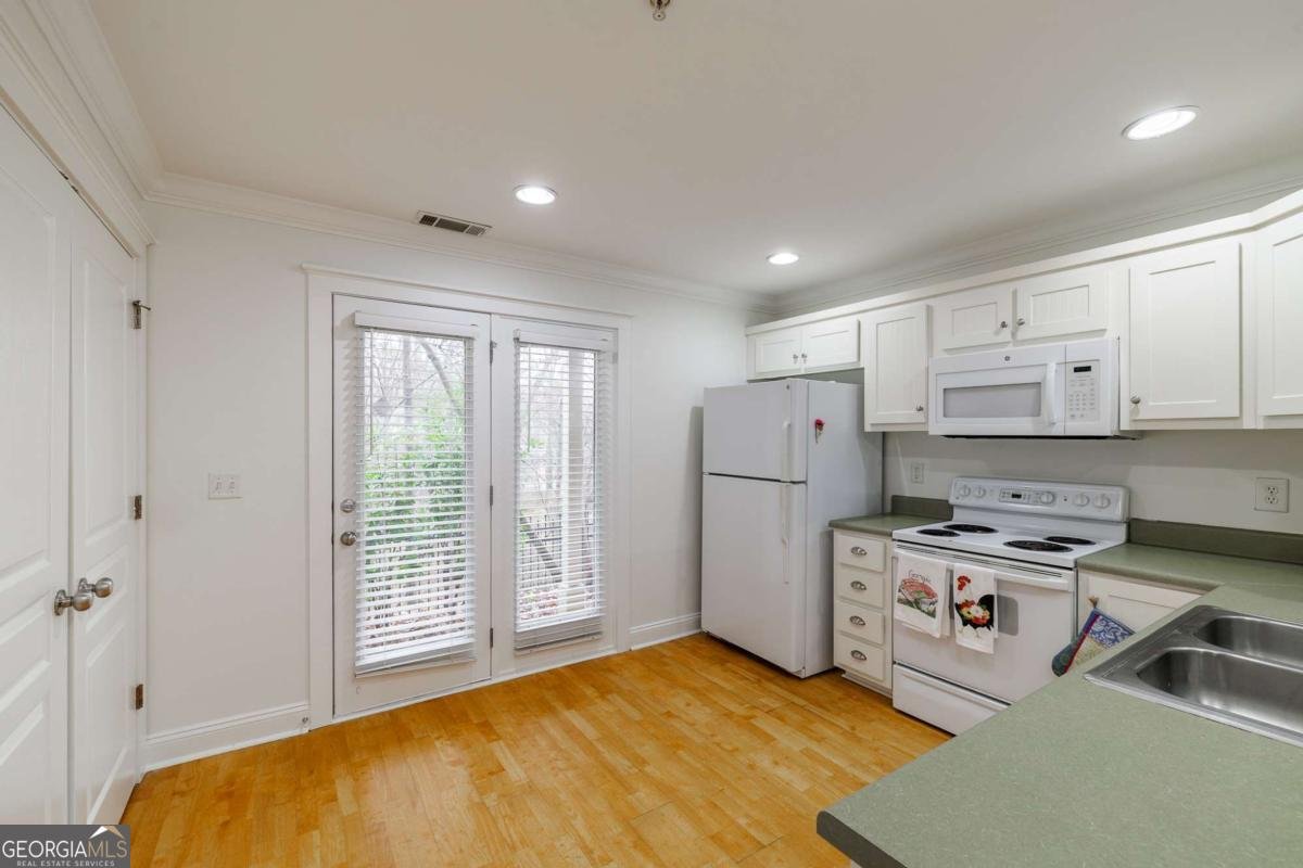 490 Barnett Shoals Road Athens - Photo 13