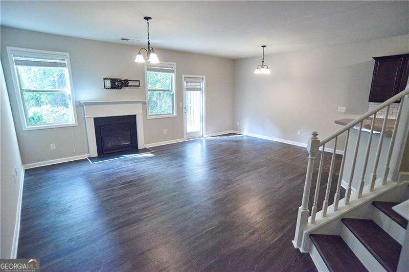 177 Townview Drive Woodstock - Photo 7