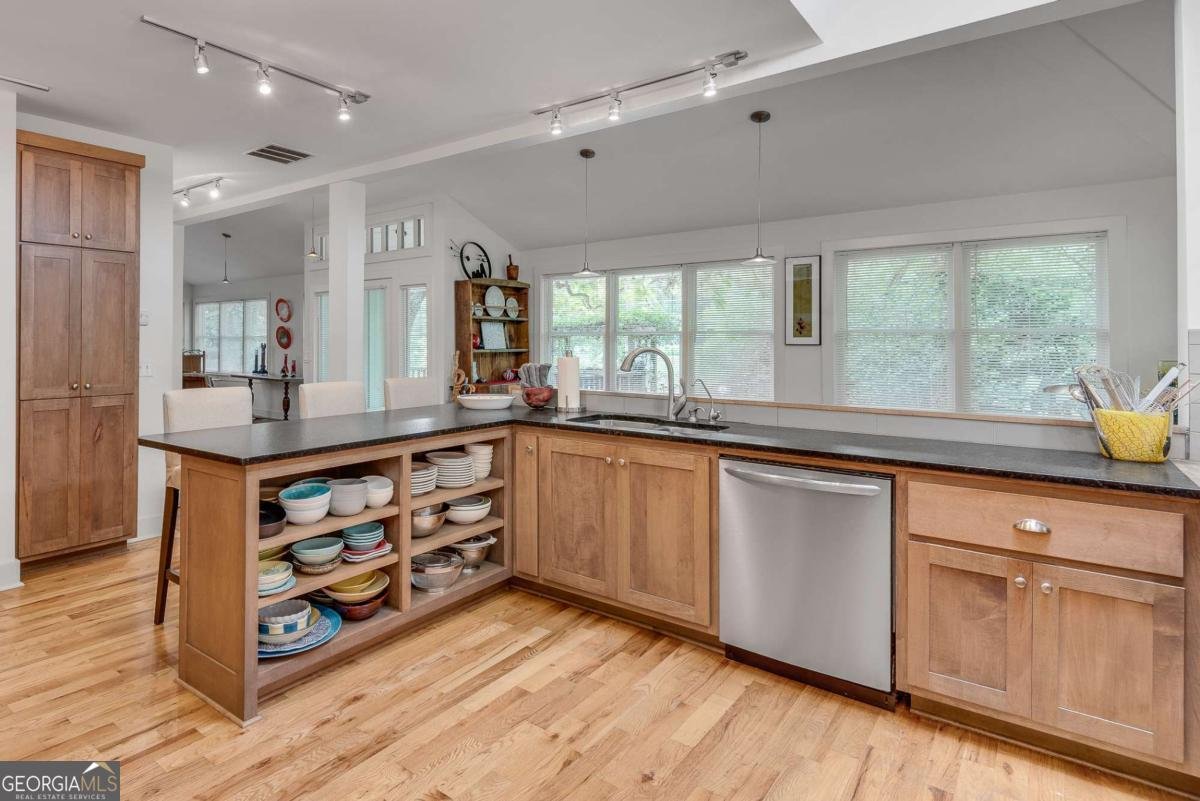 4621 Lakeshore Drive Pine Lake - Photo 9