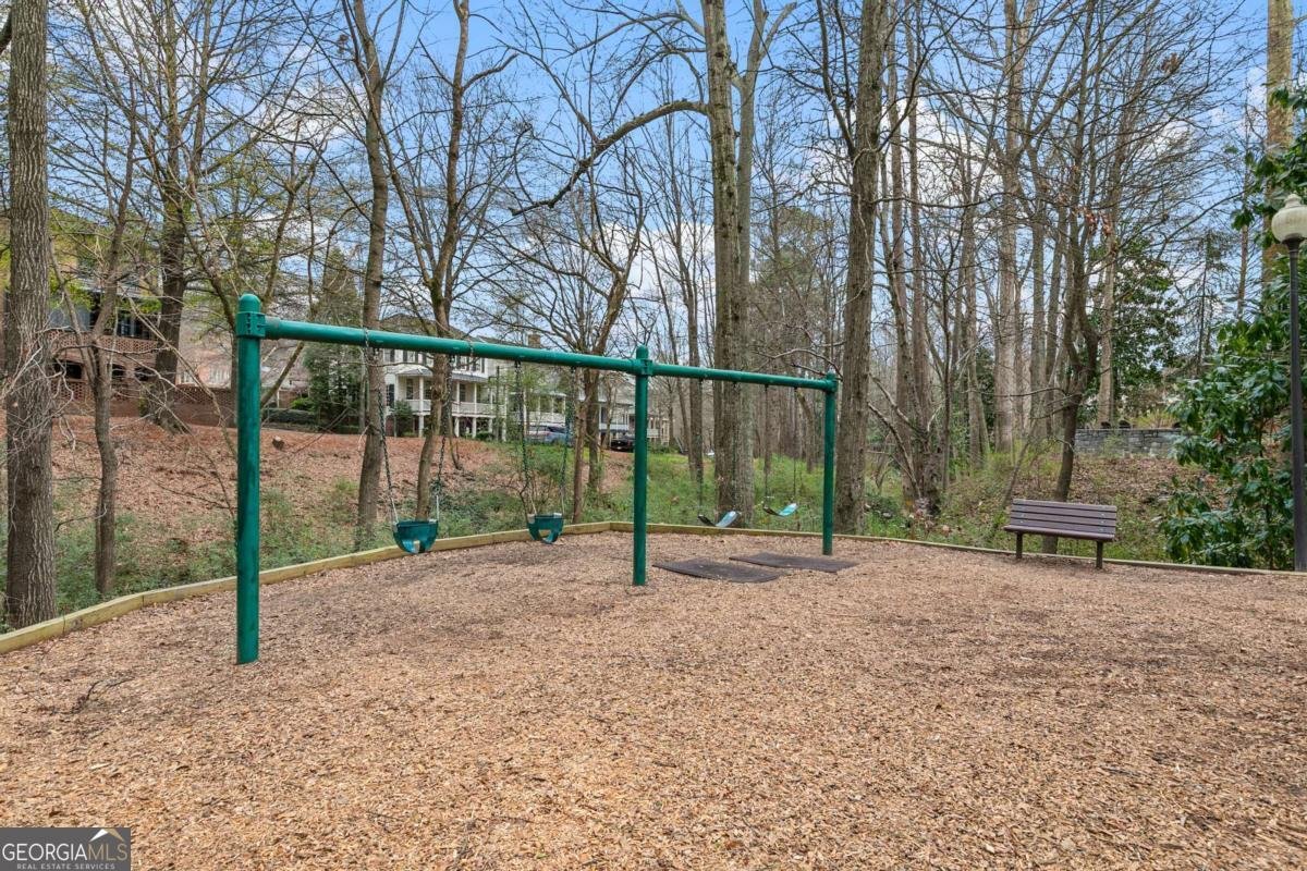 360 Chambers Street Woodstock - Photo 37