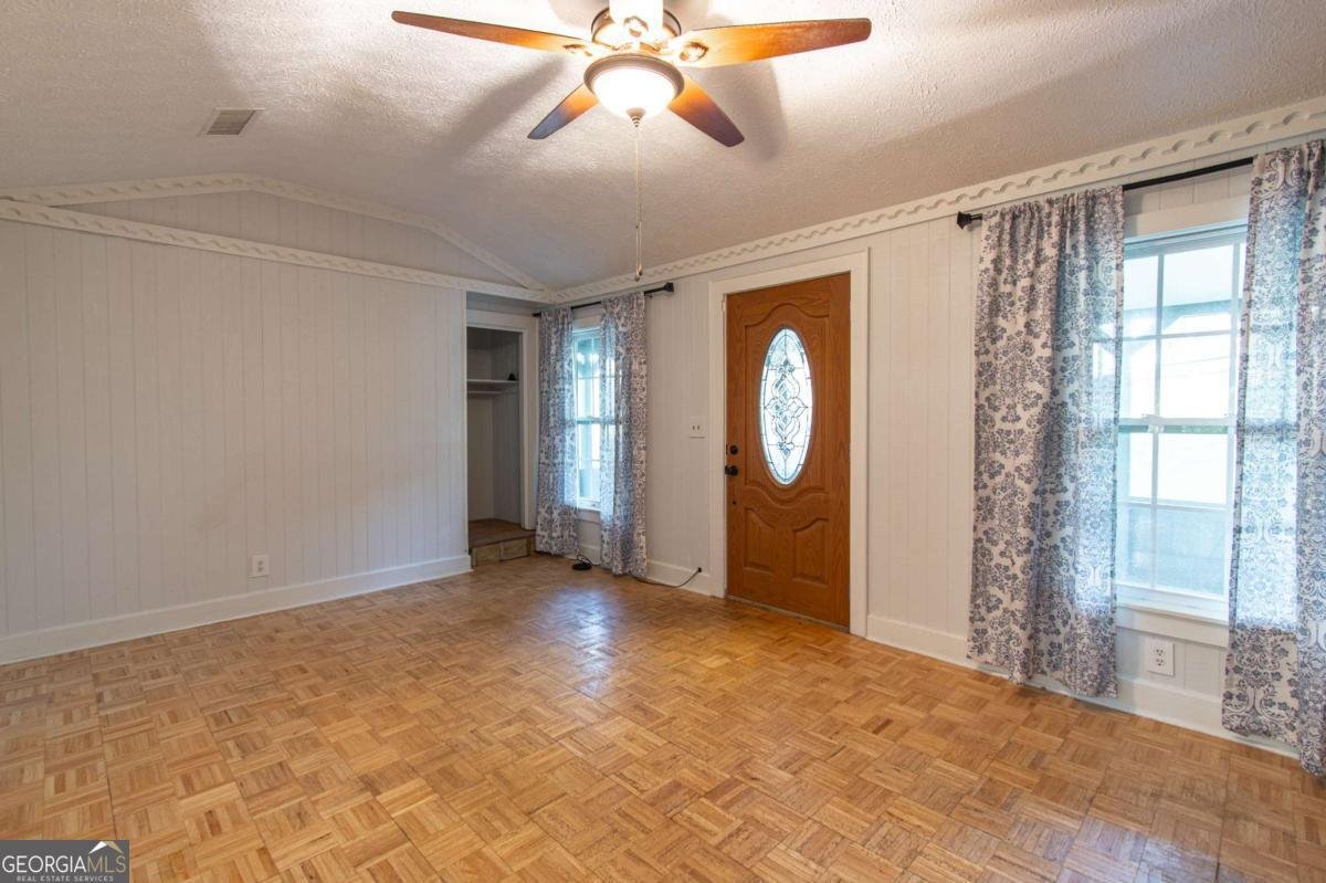 250 Nottingham Way Fairmount - Photo 8