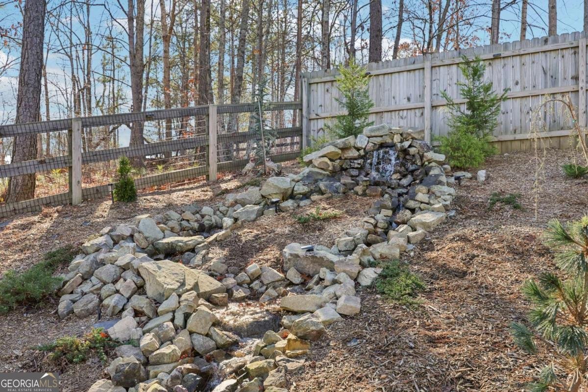 602 Red Leaf Way Canton - Photo 33