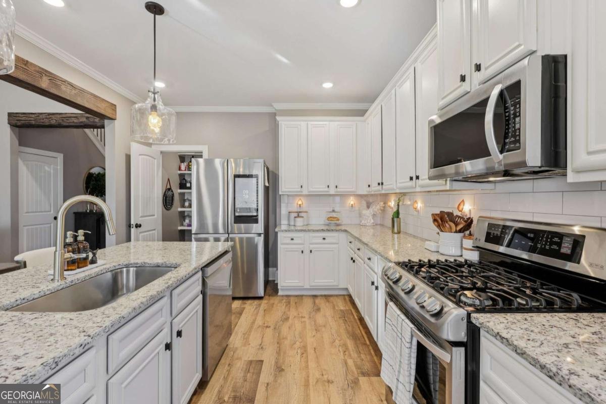 602 Red Leaf Way Canton - Photo 6