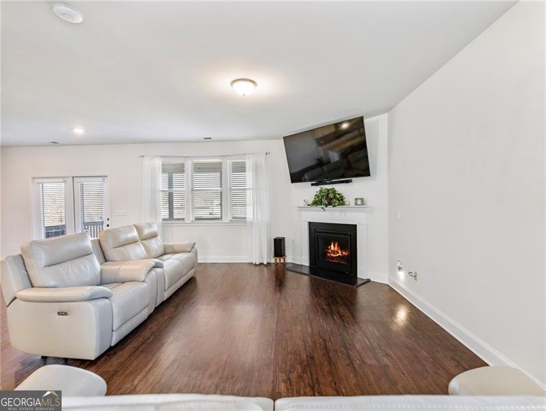 7655 Farrow Pass Circle Cumming - Photo 13