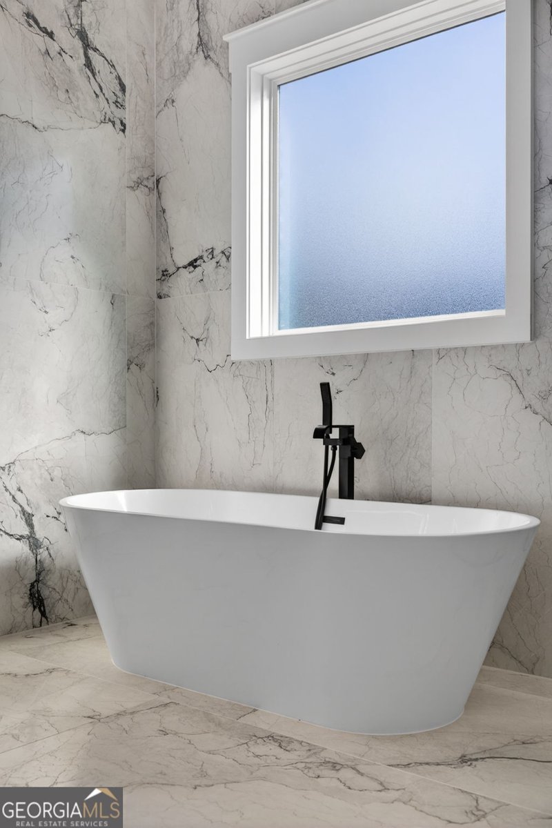 405 Thunder Road Buford - Photo 44