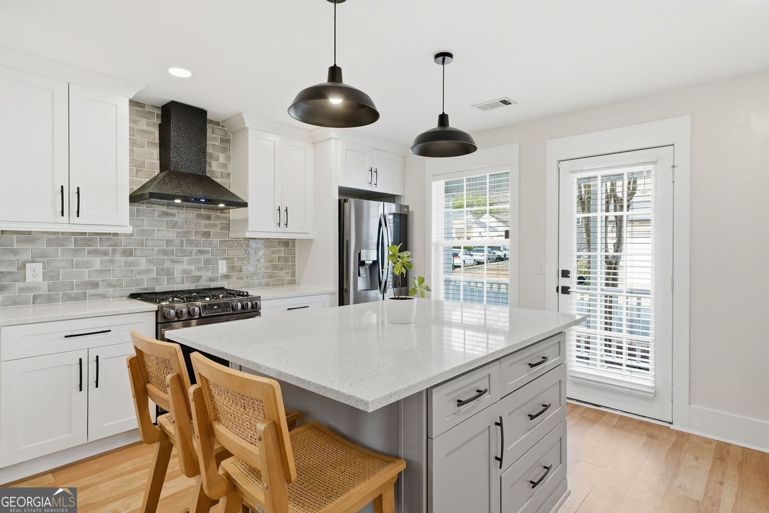 313 Hiawassee Drive Woodstock - Photo 9