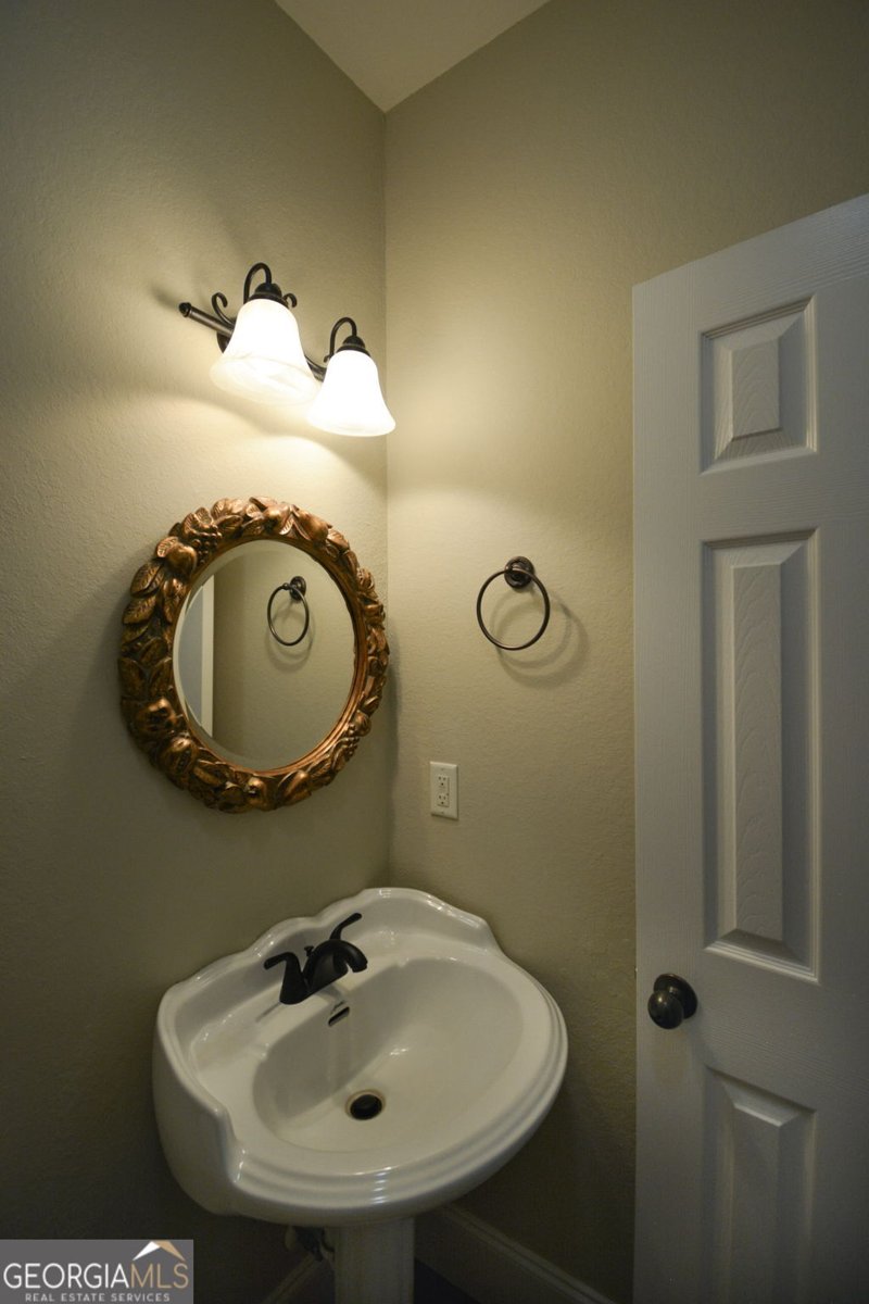 1615 Ben T Huiet Hwy. SR-255 ALT. Clarkesville - Photo 45