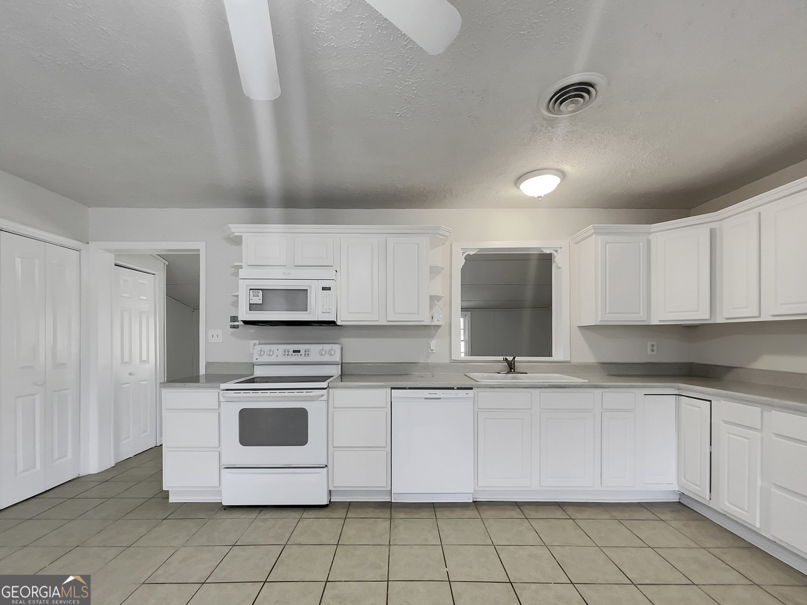 225 Griffin Park Road Griffin - Photo 13