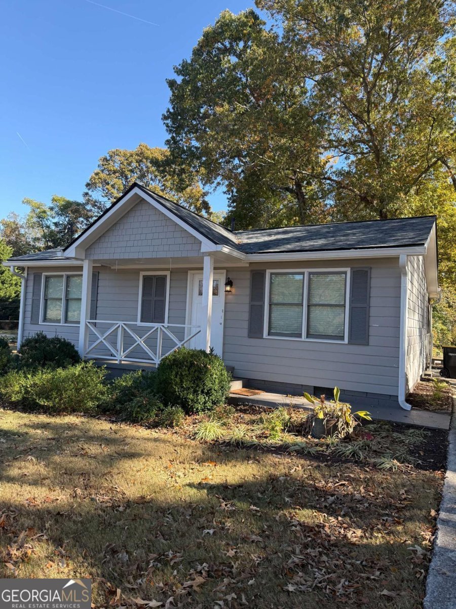 190 Chestnut Street Fairburn - Photo 1