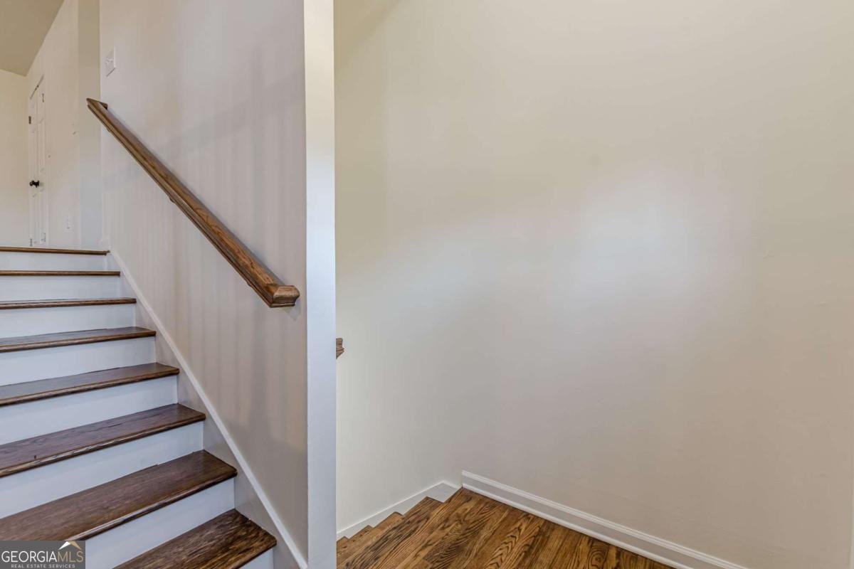 422 Susan Creek Drive Stone Mountain - Photo 8