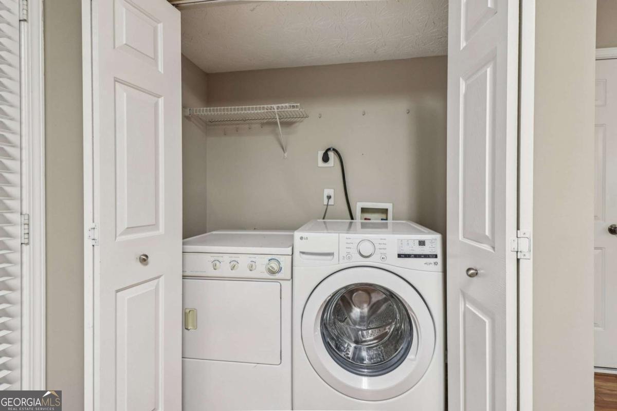 254 Hiawassee Drive Woodstock - Photo 12