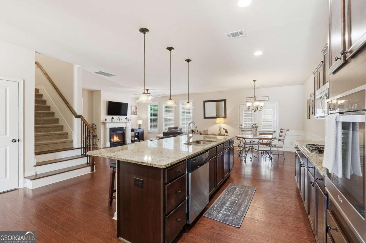 7232 Lake Sterling Boulevard Flowery Branch - Photo 9