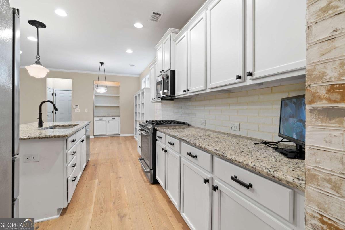 4521 Village Court Smyrna - Photo 12