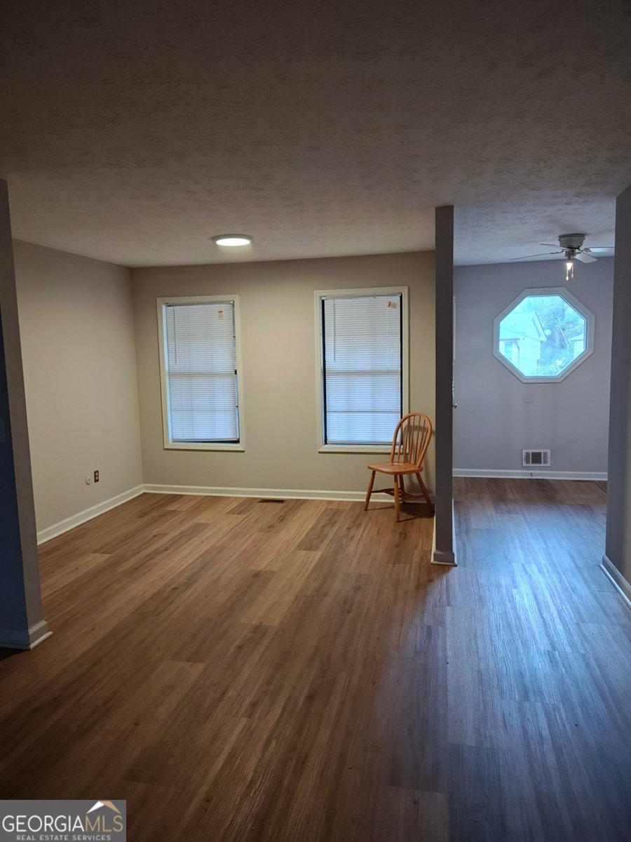 629 Woodsong Lane Stone Mountain - Photo 8