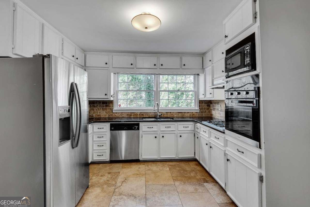 4272 Melbourne Court Tucker - Photo 12