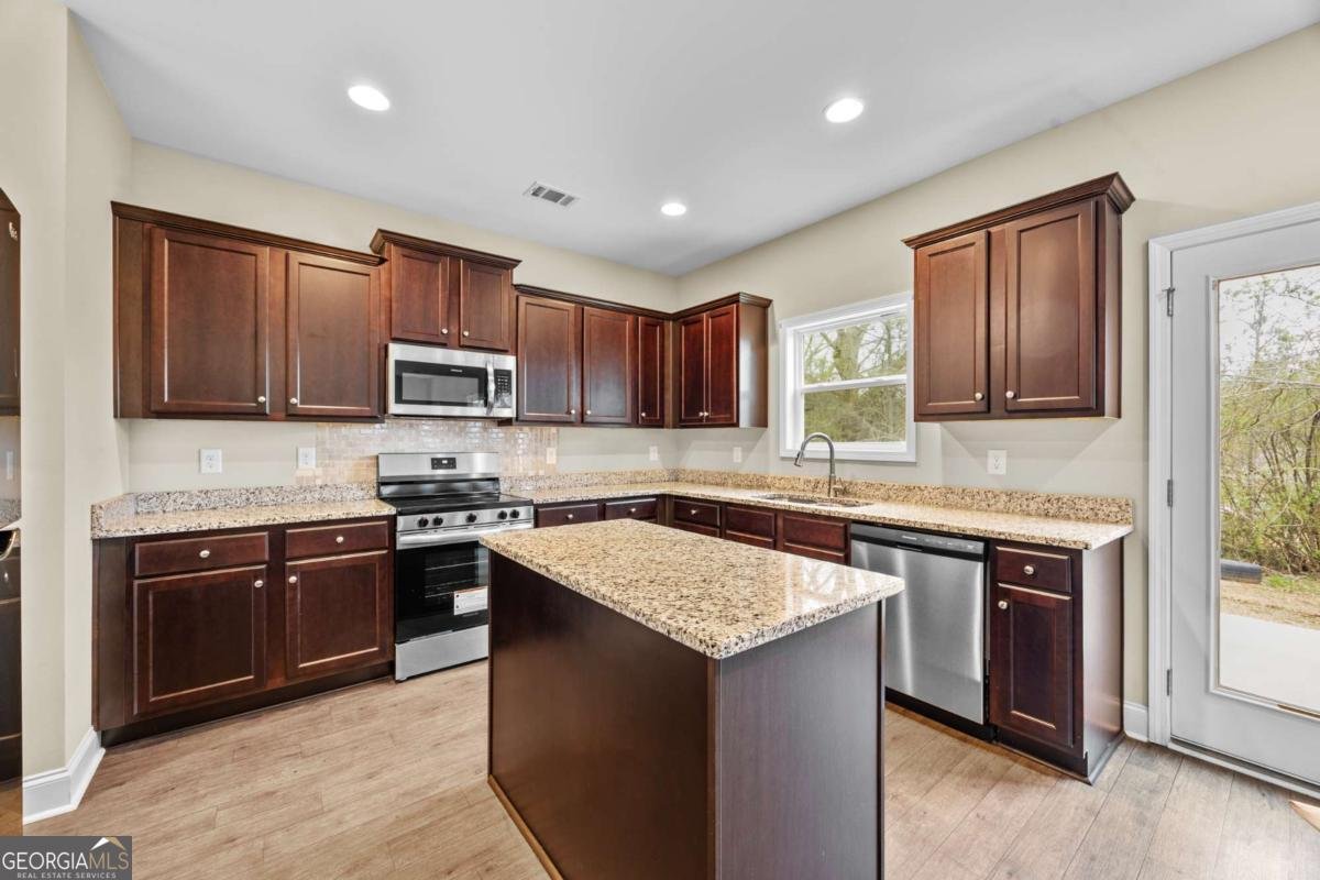 1408 Seals Road Dallas - Photo 13