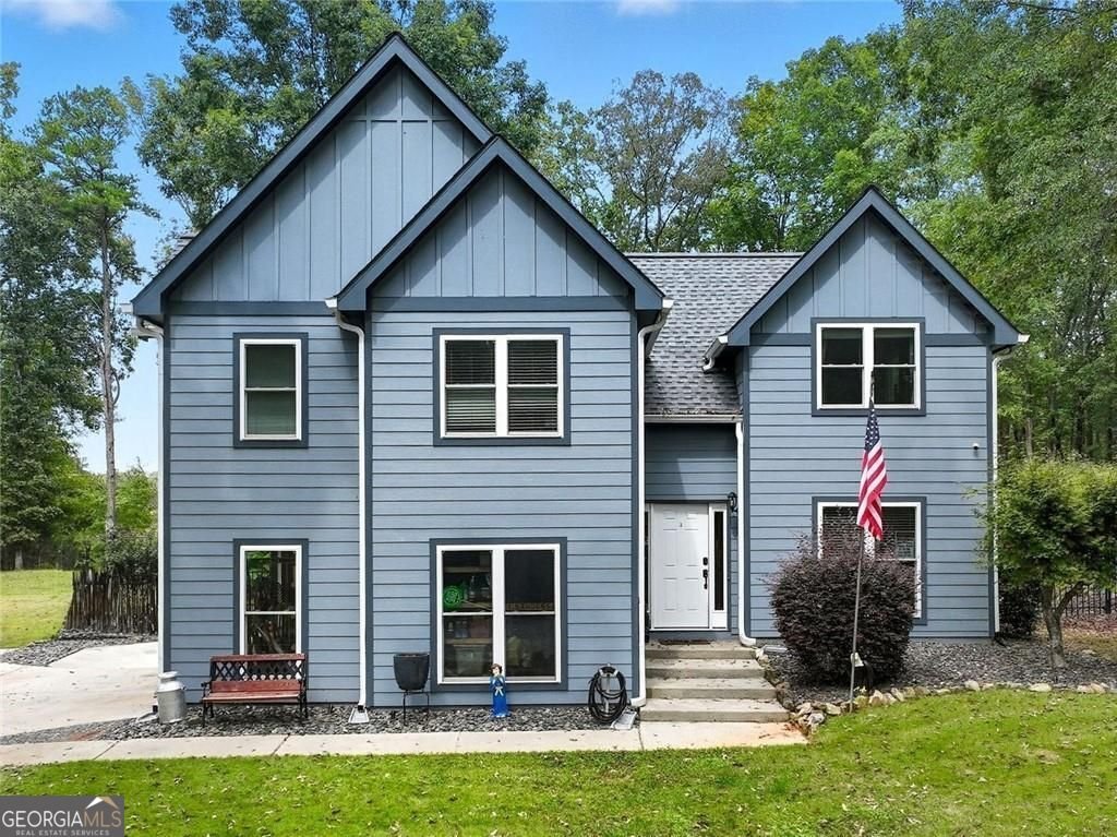 95 Tyler Woods Drive Sharpsburg - Photo 1