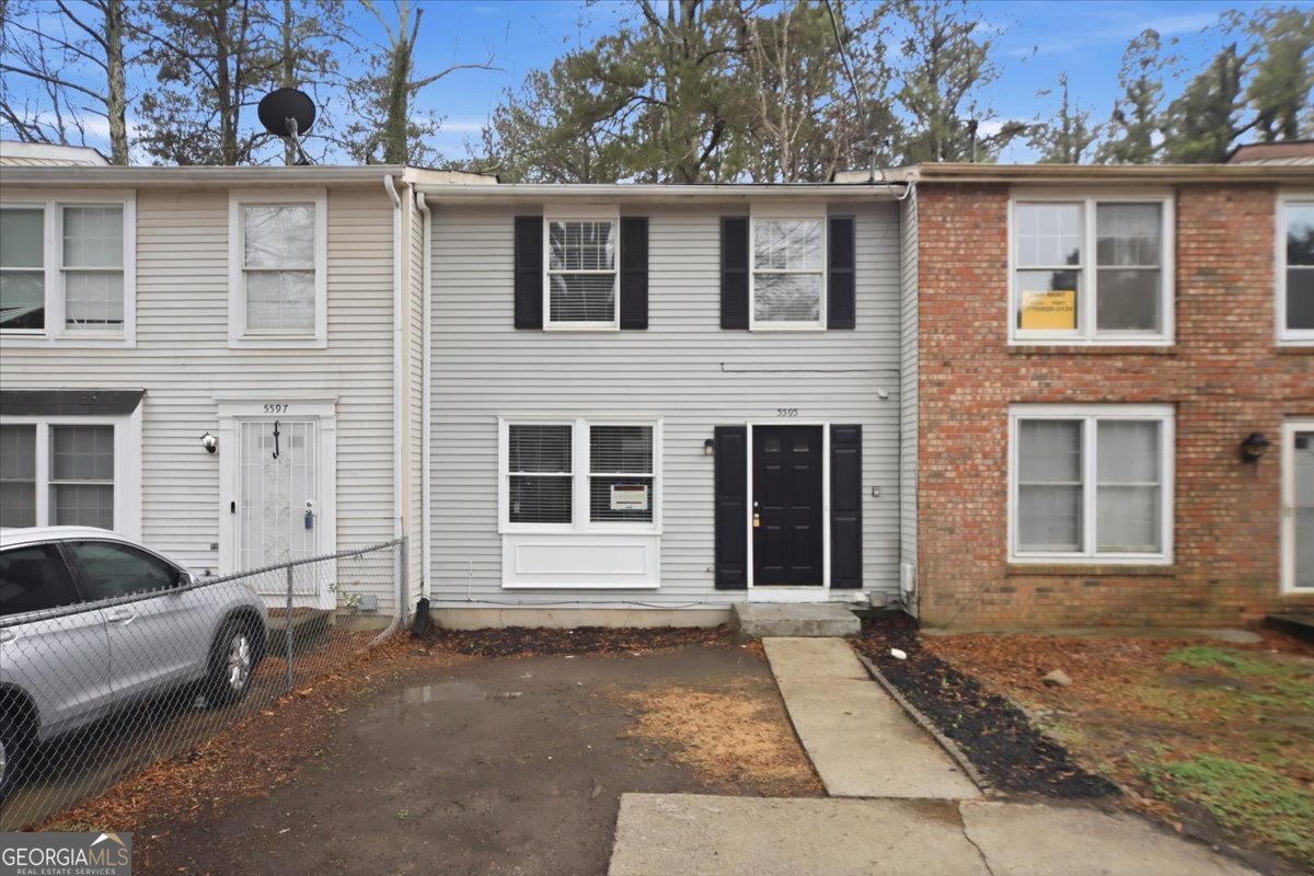 5595 Marbut Road Lithonia - Photo 1