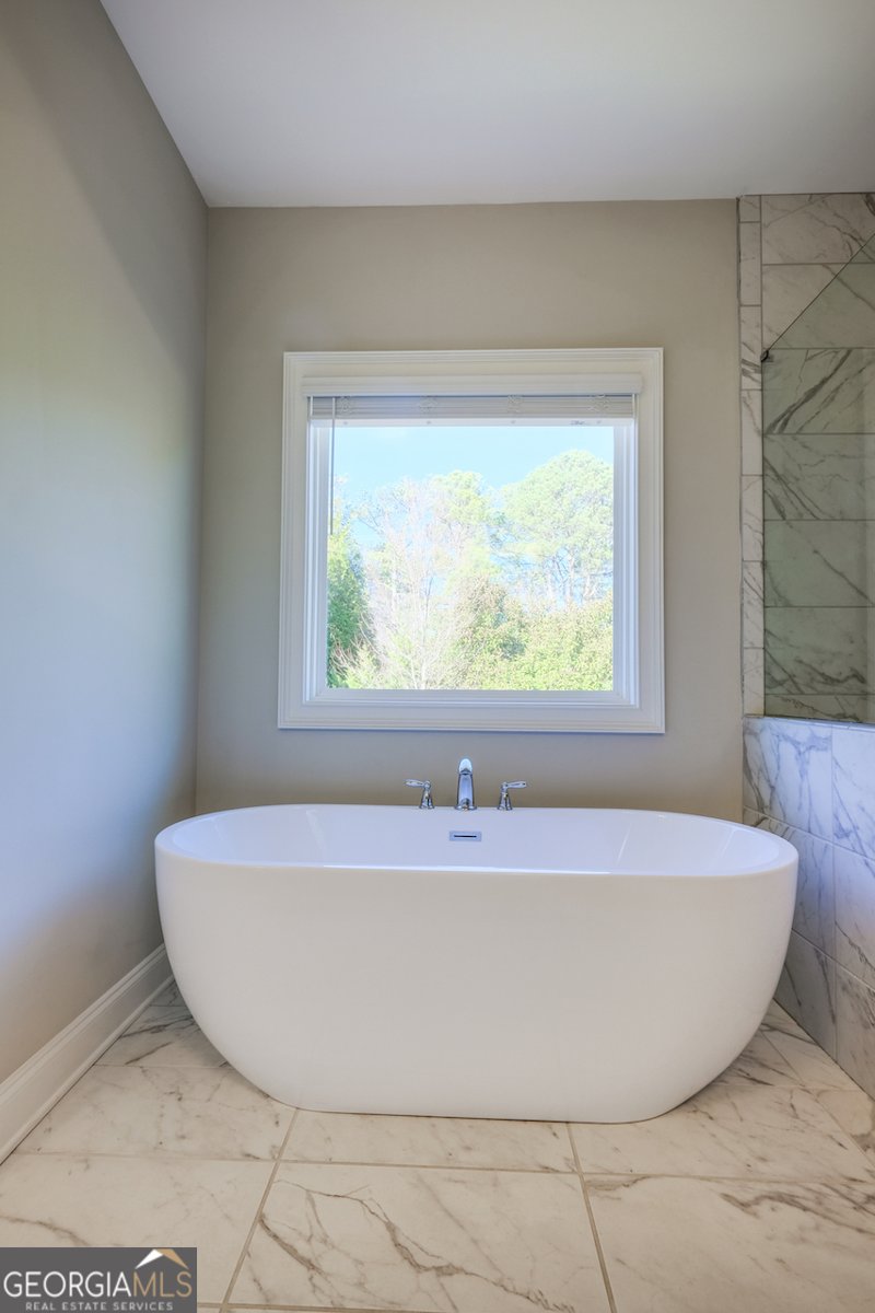 5048 Dinant Drive Johns Creek - Photo 59