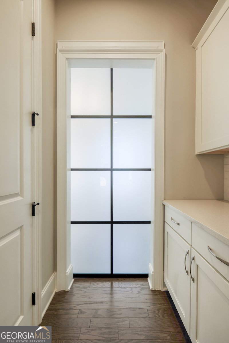 5048 Dinant Drive Johns Creek - Photo 6