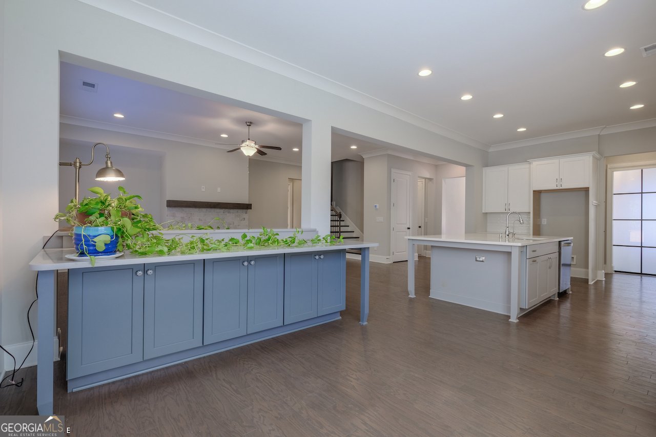 5048 Dinant Drive Johns Creek - Photo 9