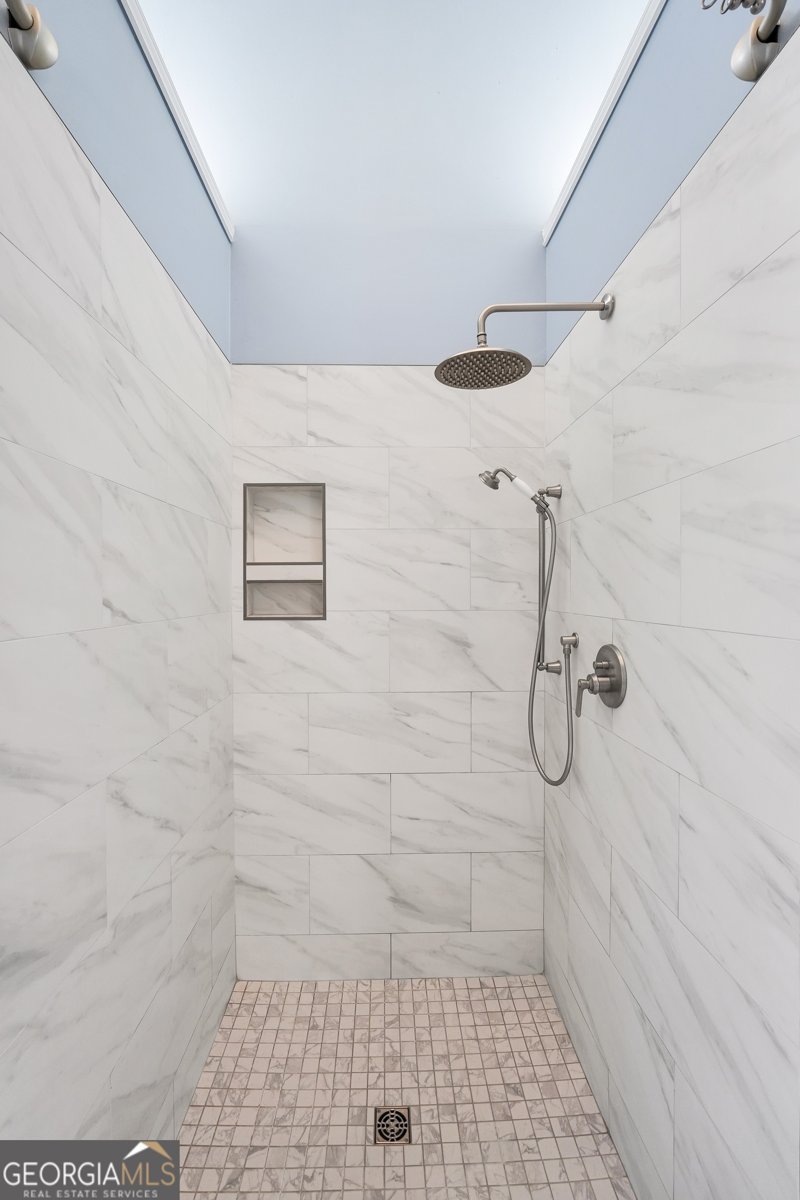 686 Burkett Road Thomaston - Photo 33