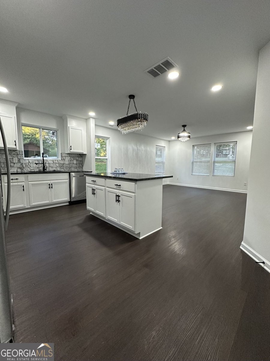 110 Wildwood Drive Stockbridge - Photo 8