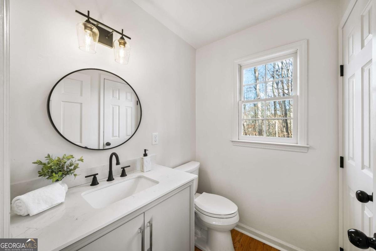 5250 Pikes Peak Court Marietta - Photo 10