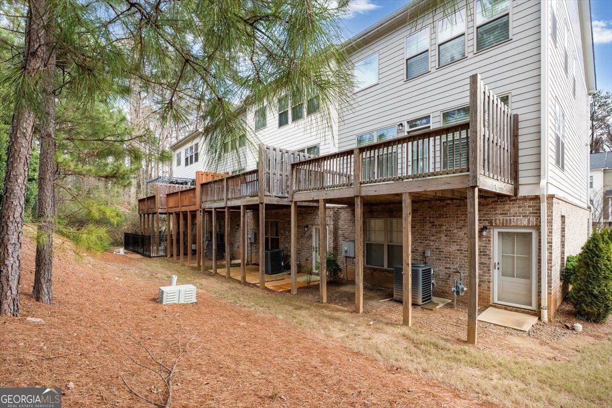 2415 Misty Hollow Place Atlanta - Photo 32