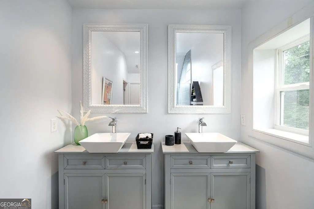 1944 Delphine Drive Decatur - Photo 13