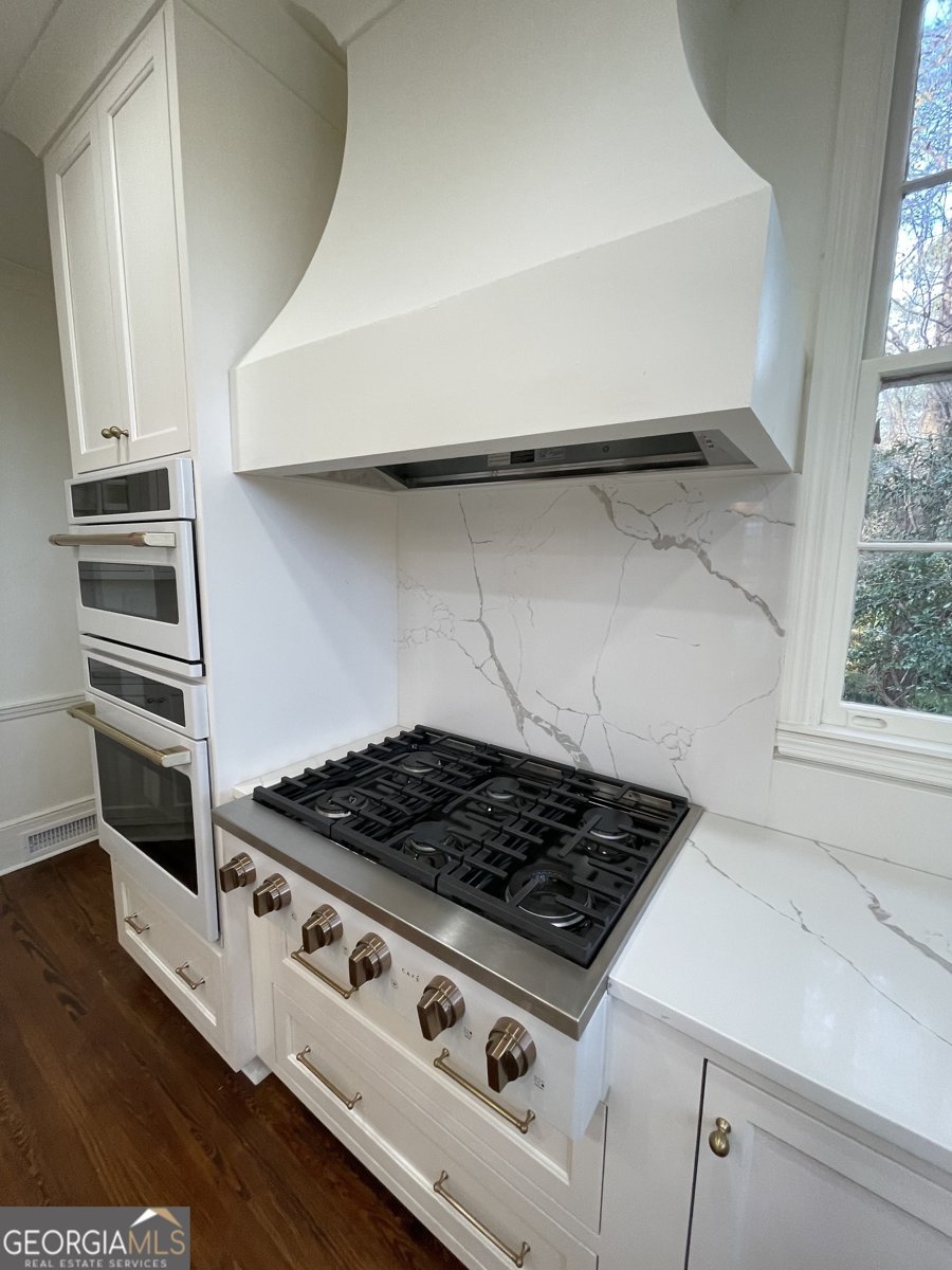 408 Thurston Avenue Thomaston - Photo 20