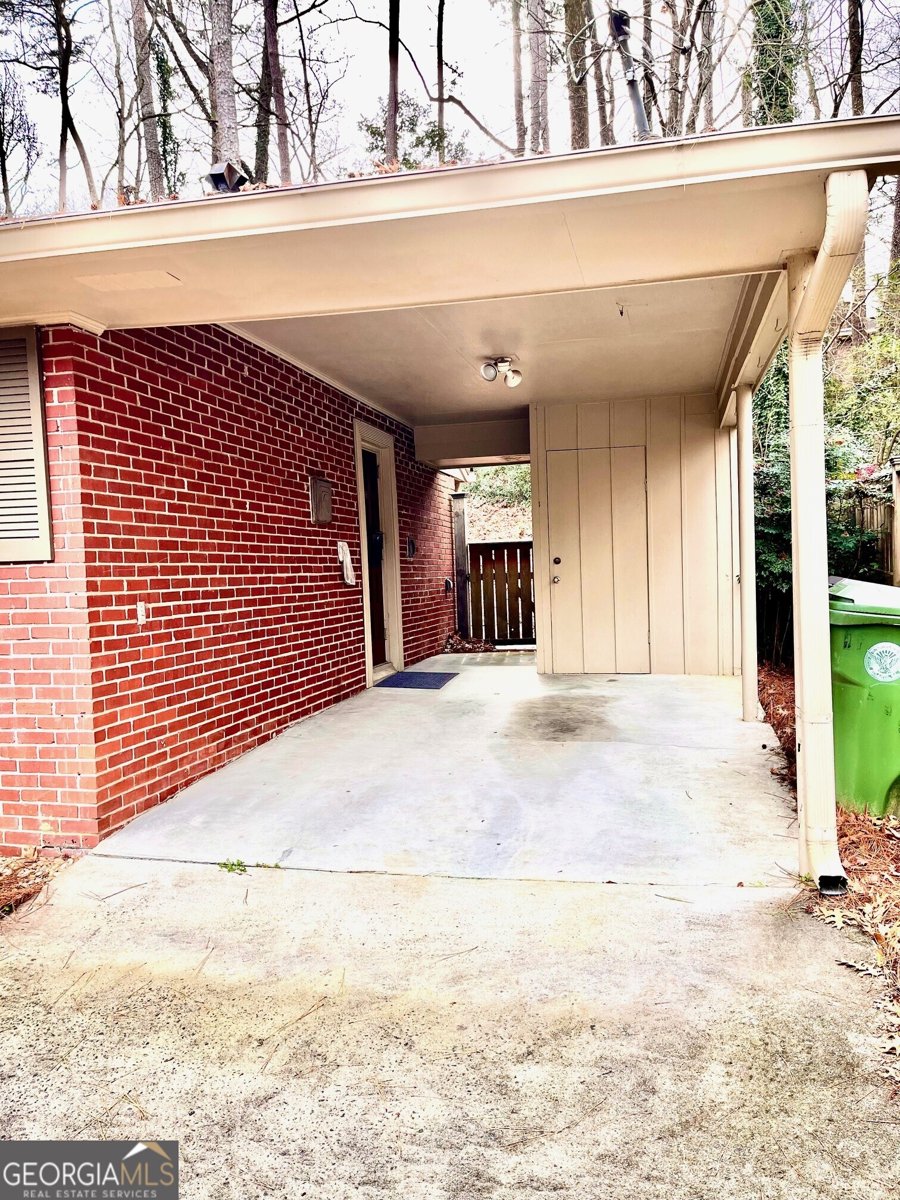 2556 Defoors Ferry Road Atlanta - Photo 16