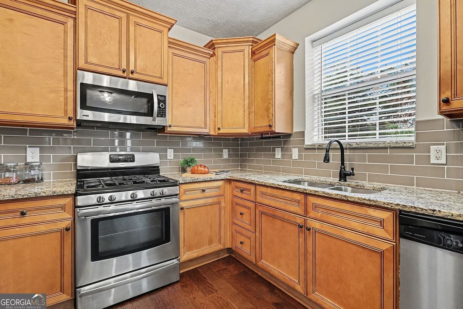 3184 Elmwood Court Atlanta - Photo 8