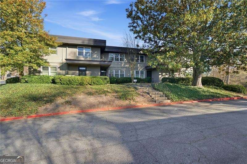 285 Lakemoore Drive Atlanta - Photo 1