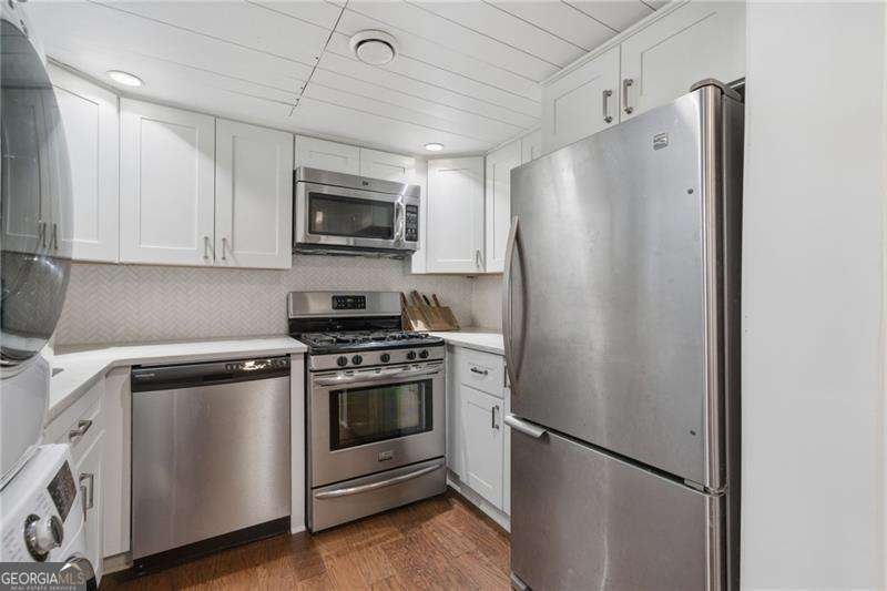 285 Lakemoore Drive Atlanta - Photo 13