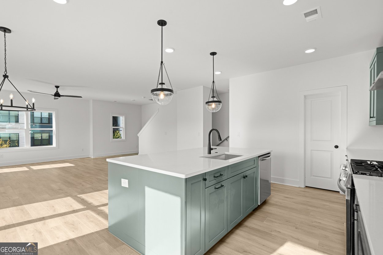 369 King's Landing Hapeville - Photo 6