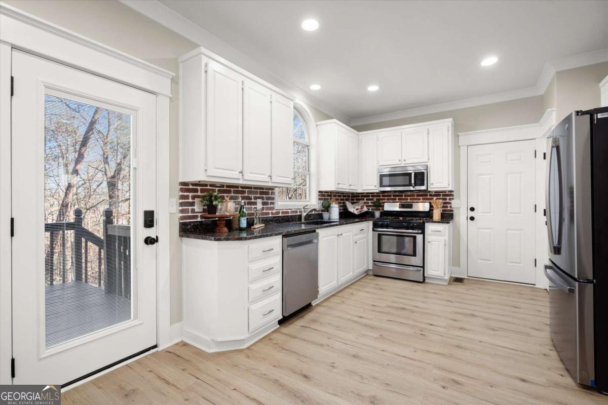 377 Westchester Way Canton - Photo 18