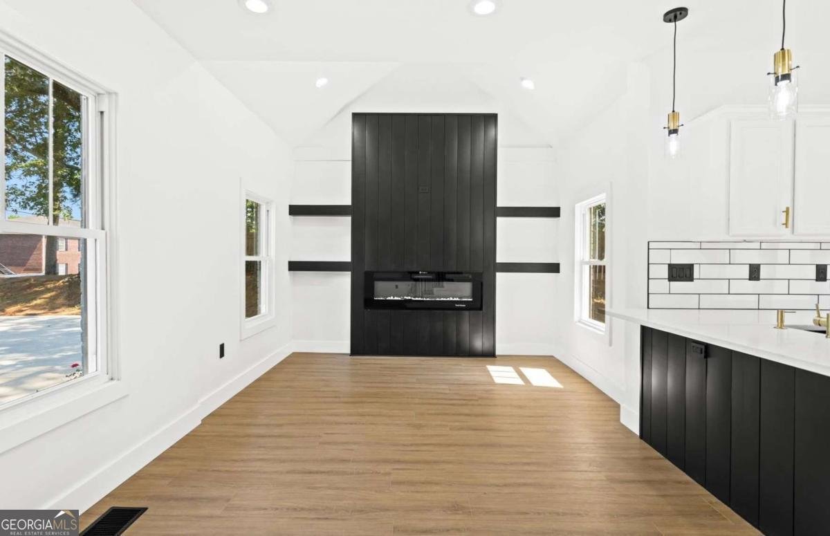 525 Medlock Road Decatur - Photo 8