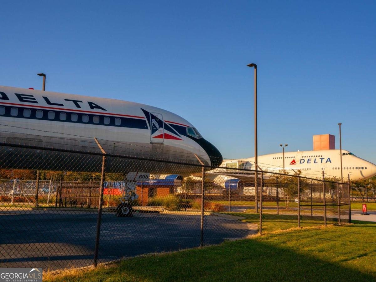 367 King's Landing Hapeville - Photo 40