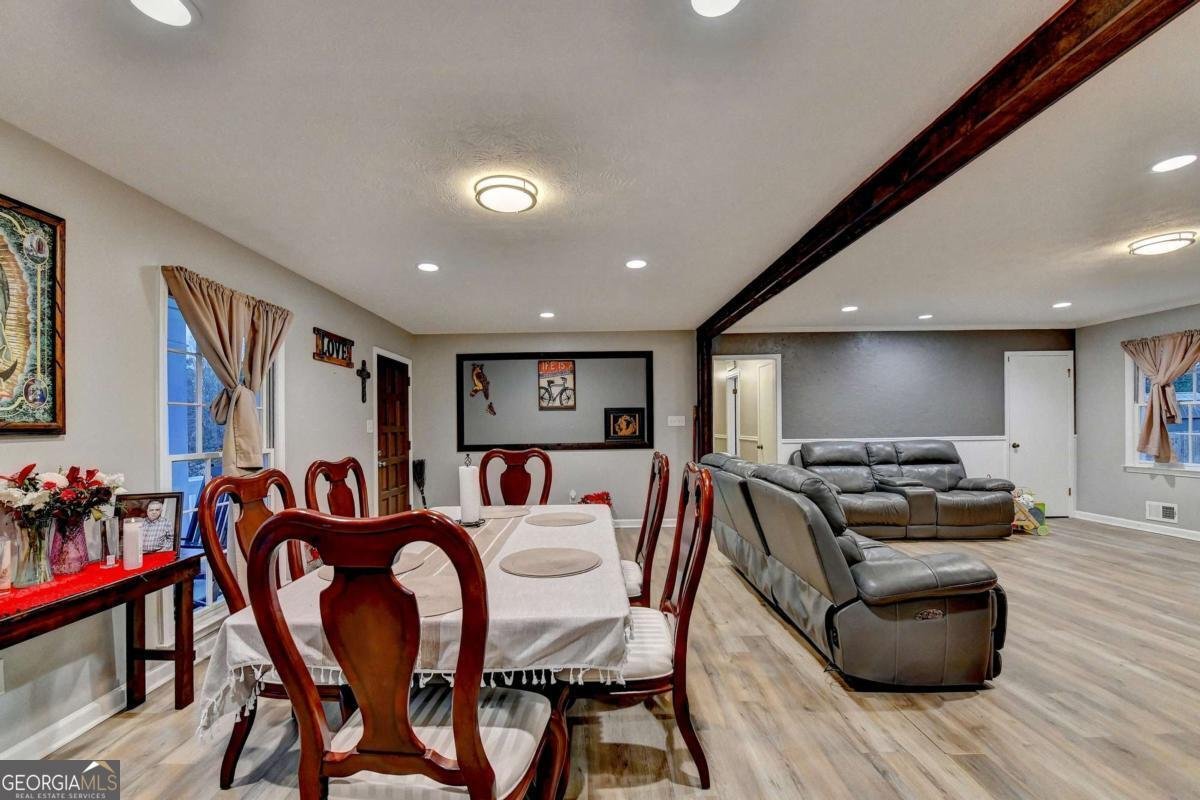 2136 Briarwood Court Snellville - Photo 12