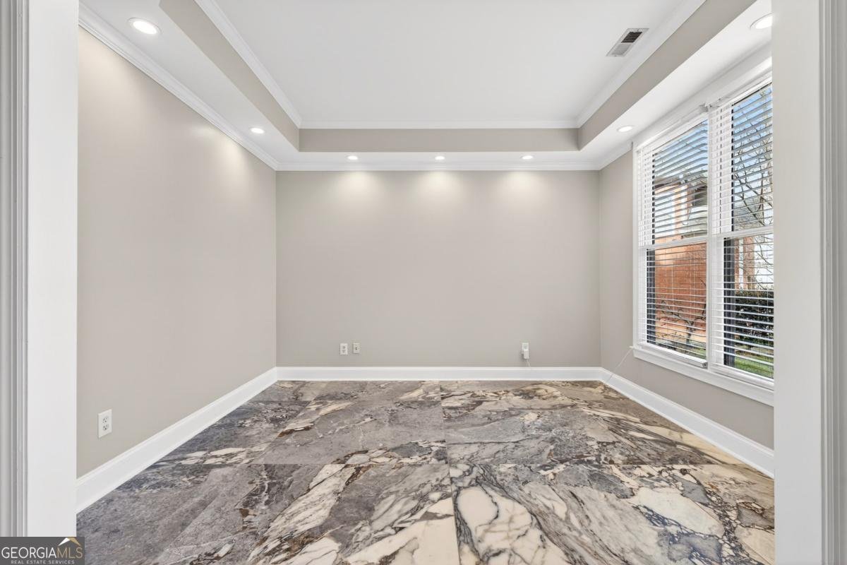 250 Haydens Walk Court Johns Creek - Photo 7