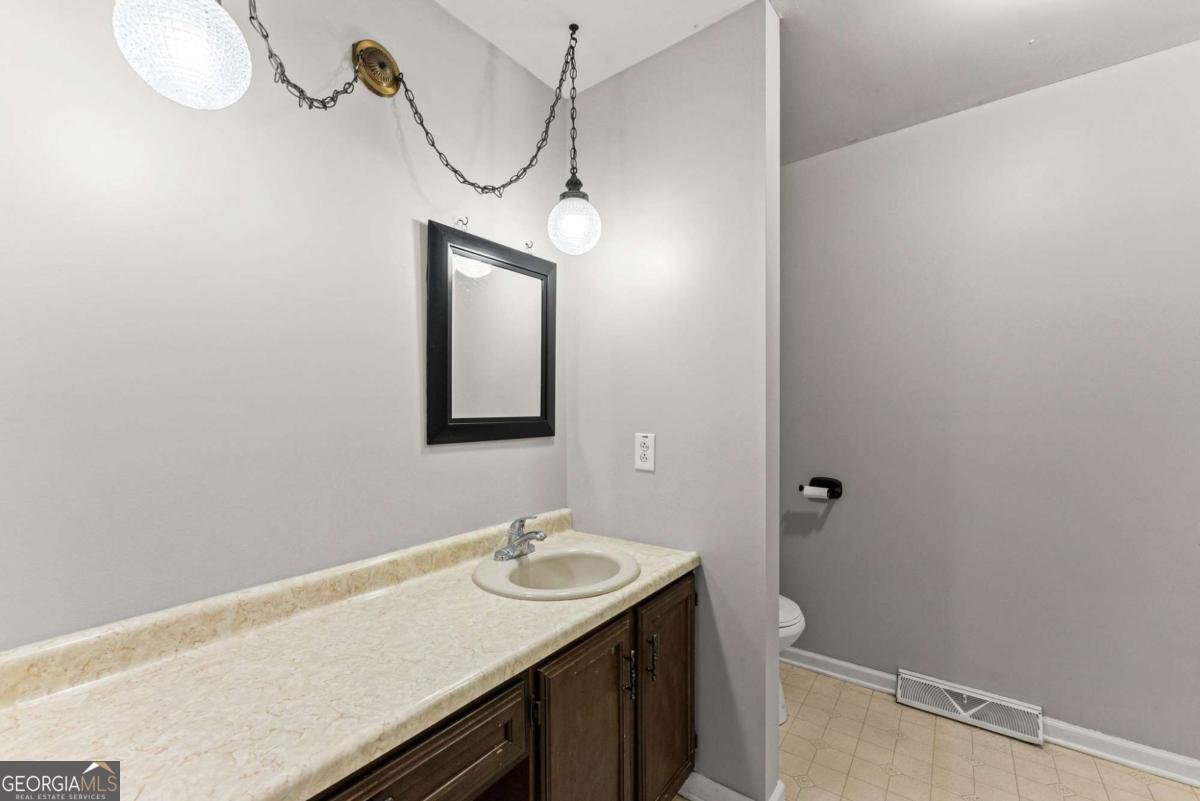 588 Estatohe Circle Toccoa - Photo 19